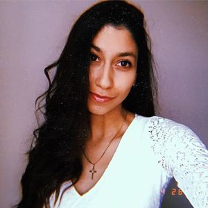 Meet your Posher, Ella